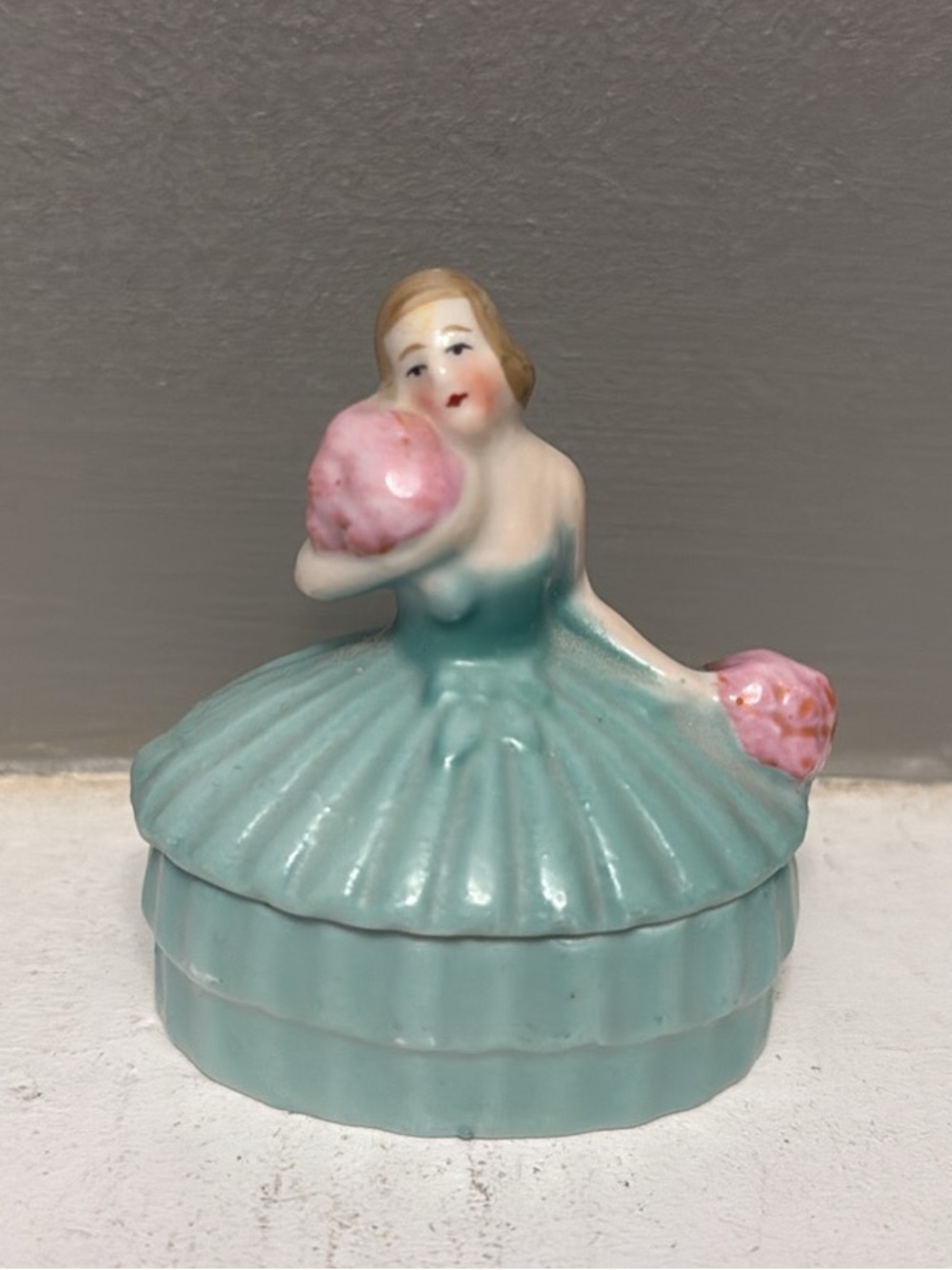Vintage 1920s/1930s Figural Lady Porcelain Vanity Box – Made in Germany